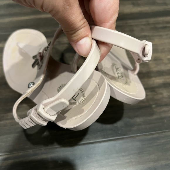 TOD’S jelly gladiator sandals - Picture 6 of 7